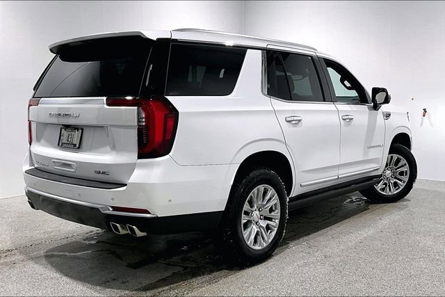 Used 2025 GMC Yukon Denali w/ Sun & Power Step Package image 5