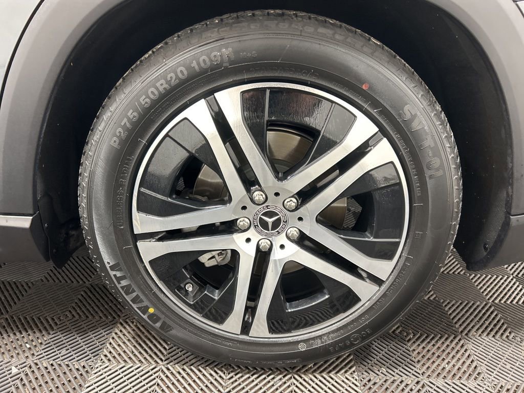 Used 2020 Mercedes-Benz GLS 450 4MATIC image 40