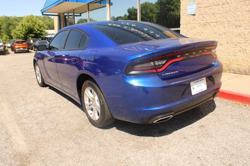 Used 2021 Dodge Charger SXT w/ Leather Interior Group RWD image 4