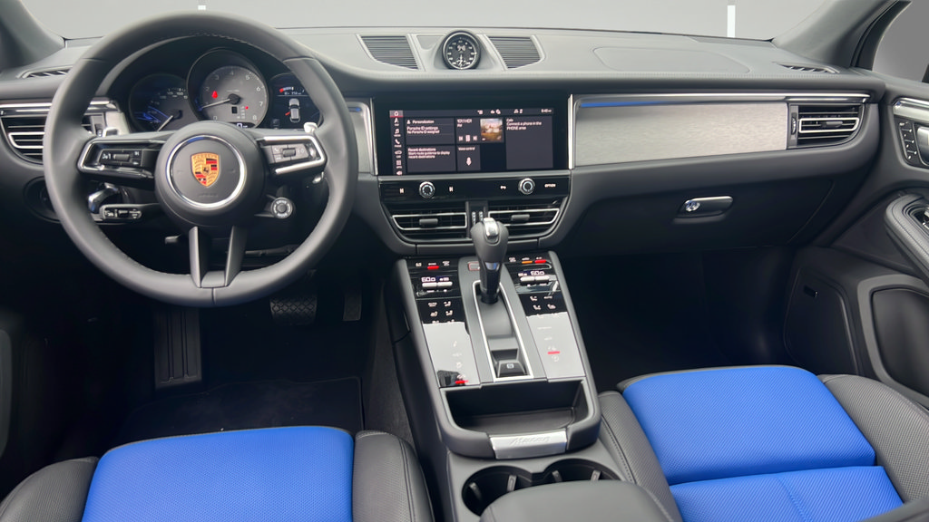 New 2026 Porsche Macan S AWD/4WD image 16