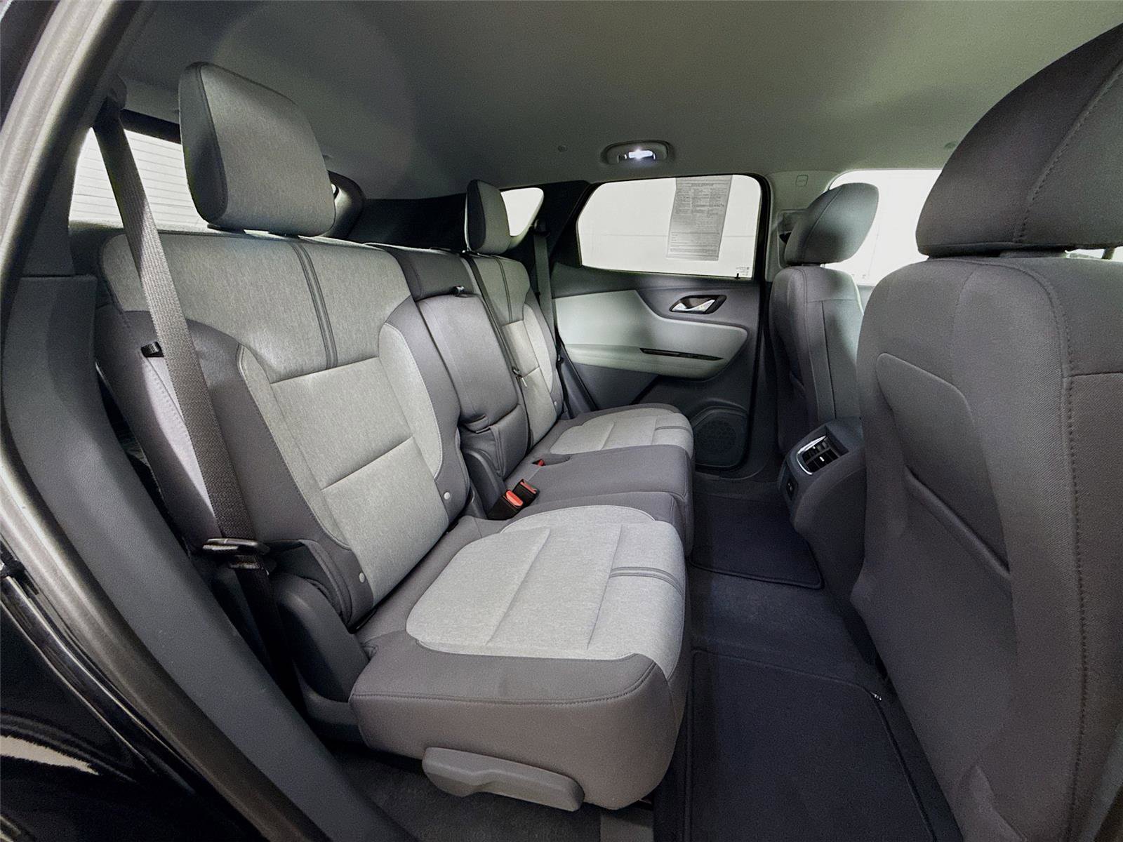 Used 2020 Chevrolet Blazer LT image 26