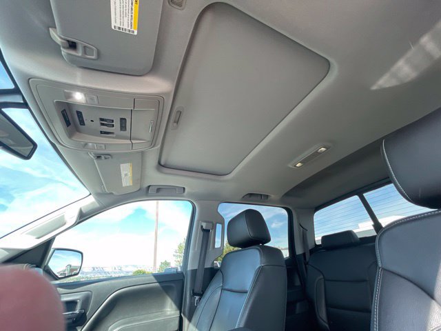 Used 2016 GMC Sierra 1500 SLT w/ SLT Premium Package AWD/4WD image 9