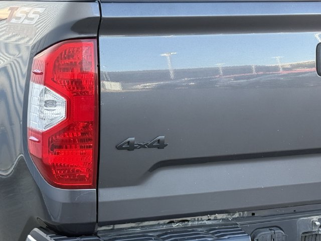 Used 2020 Toyota Tundra SR5 AWD/4WD image 7
