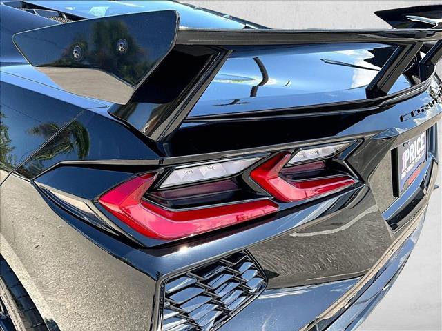 Used 2024 Chevrolet Corvette Stingray Premium Cpe w/ Z51 Performance Package RWD image 30