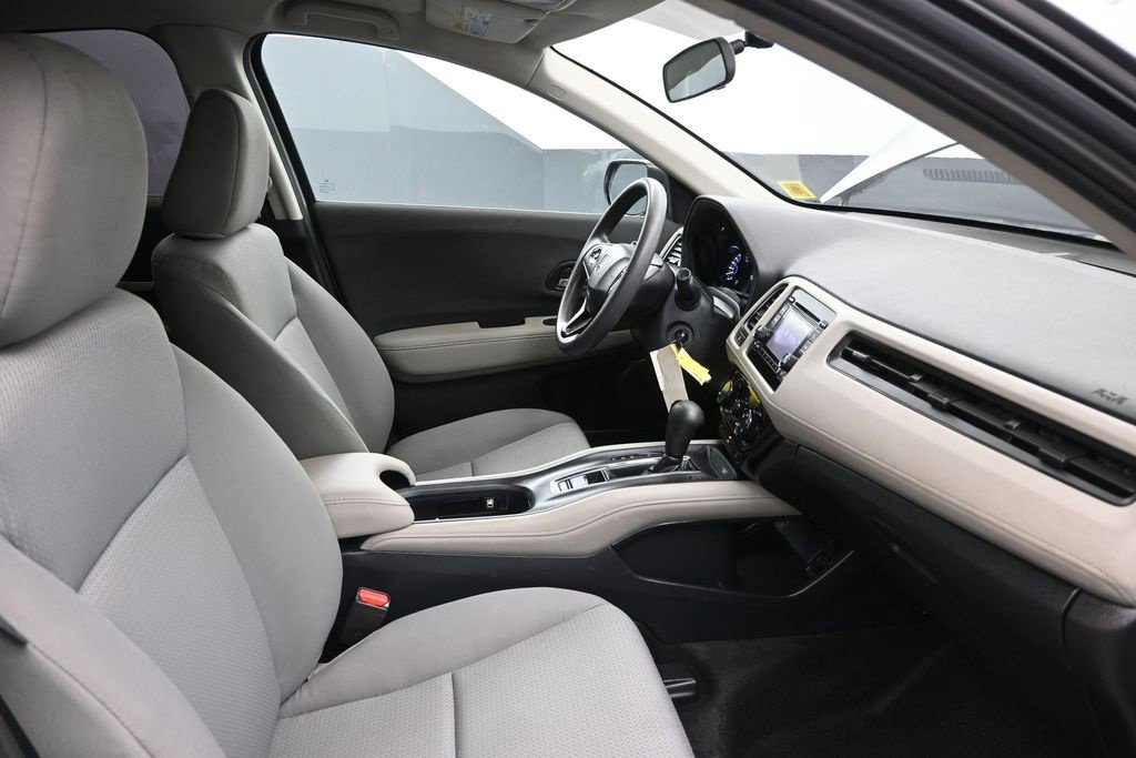 Used 2022 Honda HR-V LX image 13