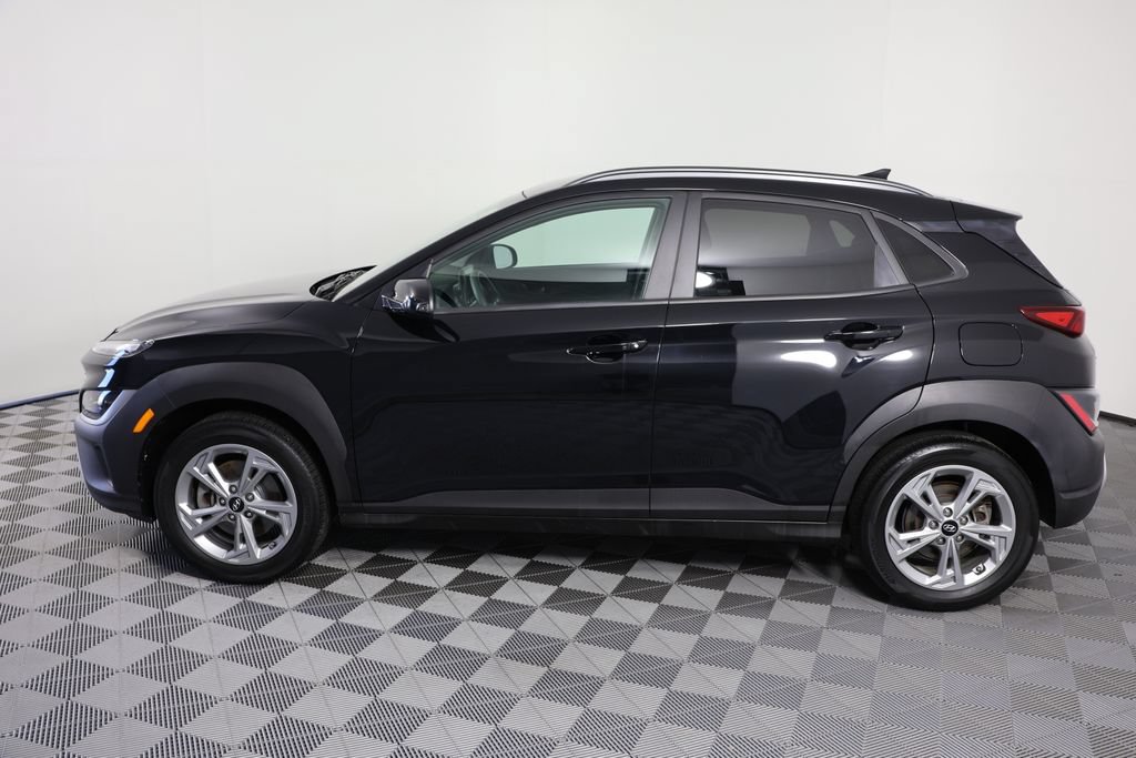 Used 2023 Hyundai Kona SEL w/ Cargo Package AWD/4WD image 5