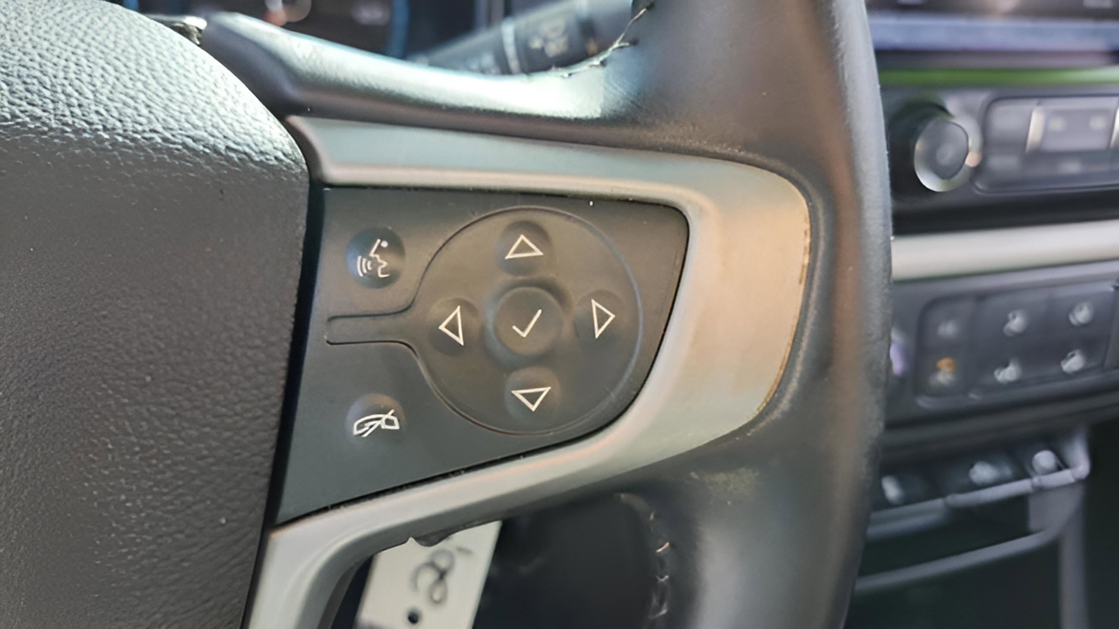 Used 2017 GMC Canyon SLE w/ Nightfall Edition image 20