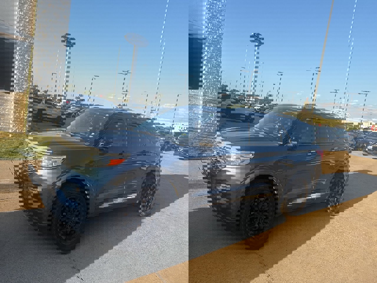 Used 2020 Ford Explorer Platinum w/ Premium Technology Package