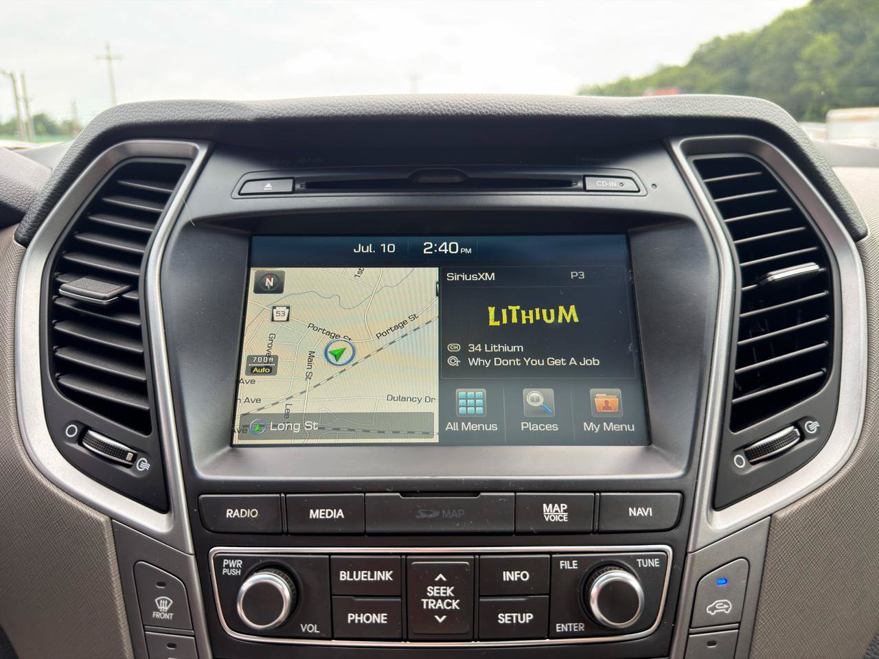 Used 2017 Hyundai Santa Fe Limited FWD image 15
