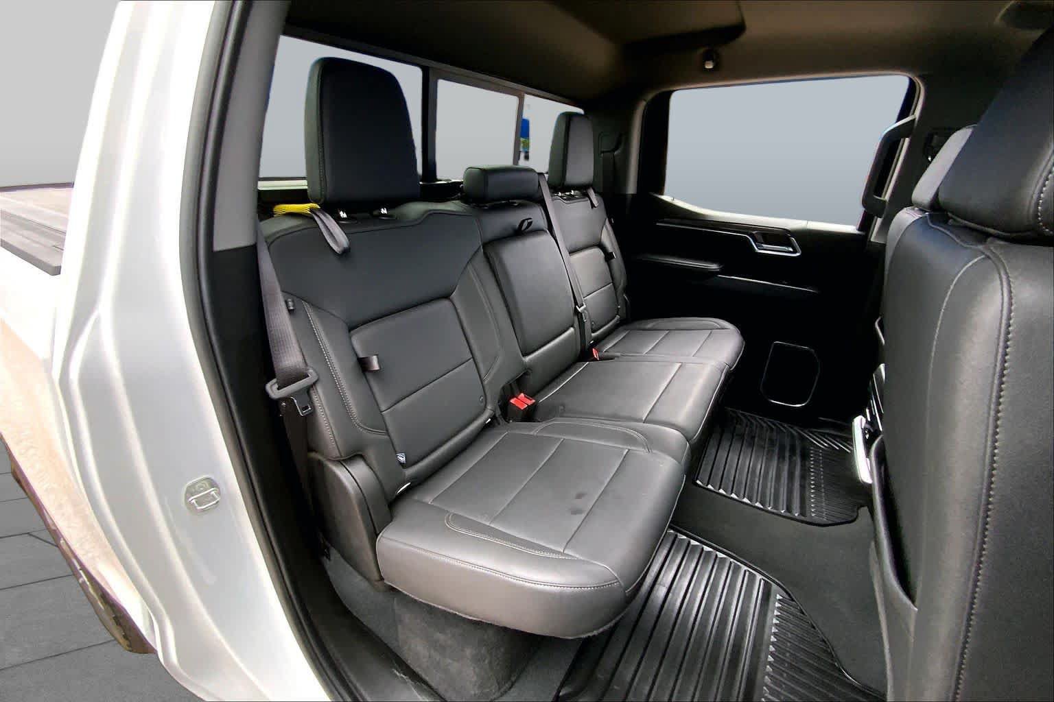 Used 2024 Chevrolet Silverado 1500 LTZ w/ Technology Package AWD/4WD image 20