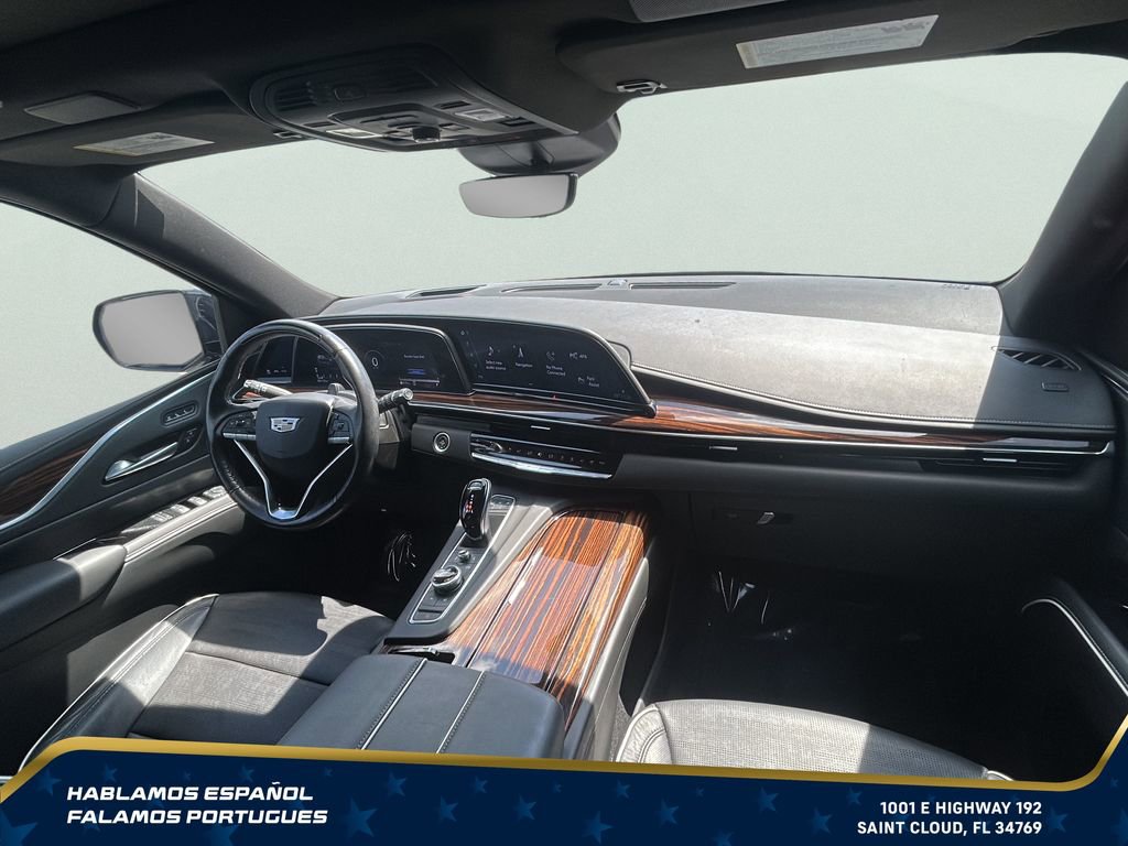 Used 2022 Cadillac Escalade ESV Premium Luxury AWD/4WD image 30