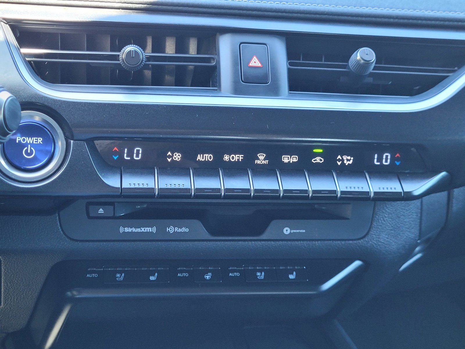 Used 2019 Lexus UX 250h w/ Premium Package AWD/4WD image 15