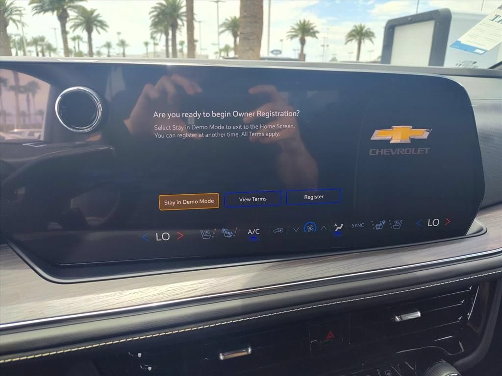 New 2026 Chevrolet Tahoe Premier w/ Sun And Tow Package AWD/4WD image 11