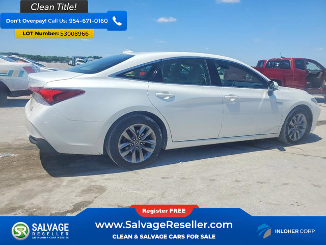 Used 2019 Toyota Avalon XLE w/ Moonroof Package FWD image 4