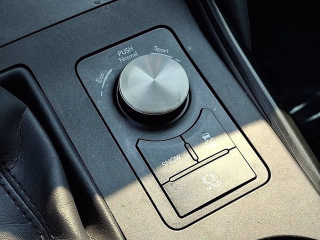 Used 2023 Lexus IS 300 w/ Premium Package RWD image 31