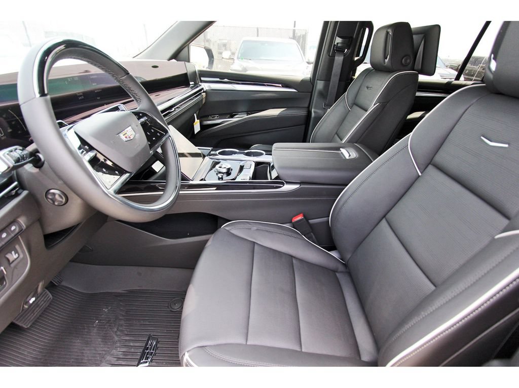 New 2026 Cadillac Escalade ESV Sport w/ Touring Package AWD/4WD image 6