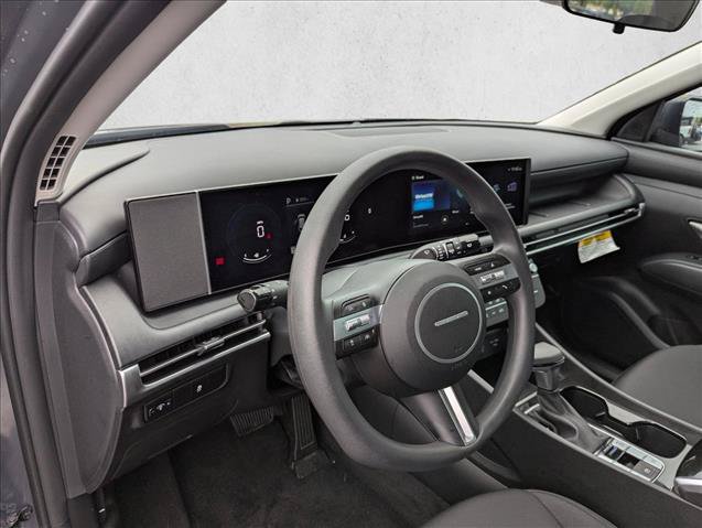 Certified 2026 Hyundai Tucson SE FWD image 12