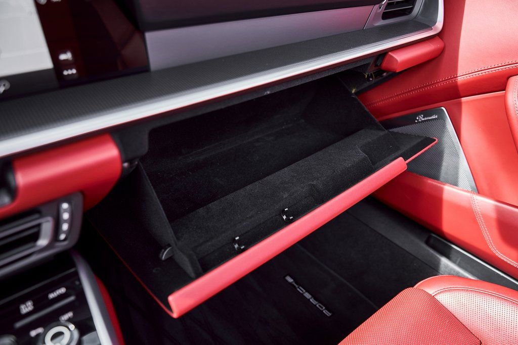 Used 2022 Porsche 911 Turbo S w/ 911 Turbo Sportdesign Package image 79