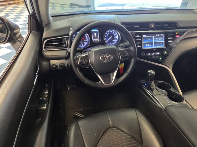 Used 2020 Toyota Camry SE FWD image 15