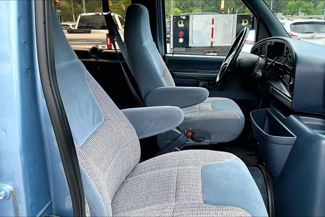 Used 1994 Ford E-350 and Econoline 350 XLT RWD image 7
