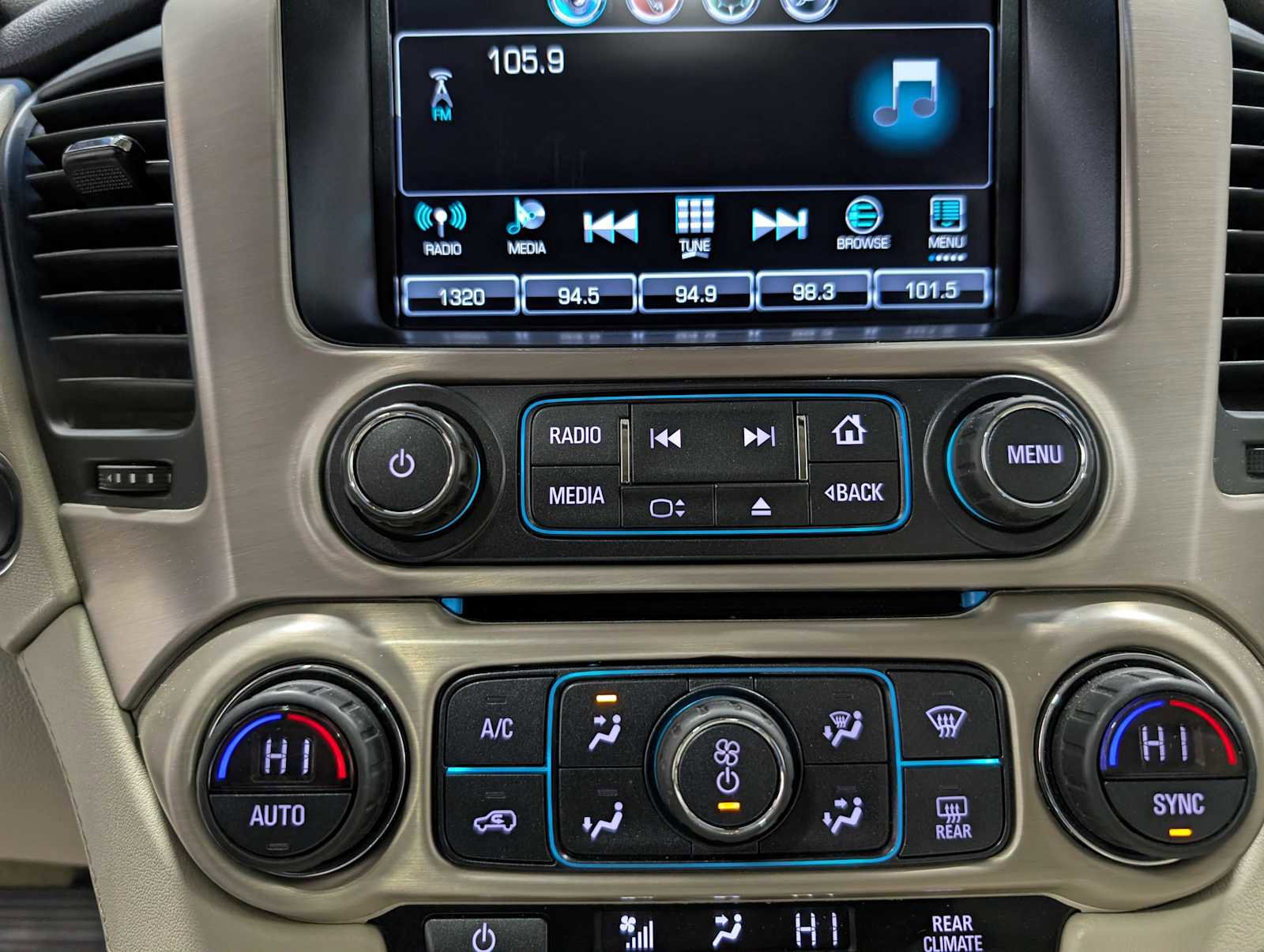 Certified 2017 GMC Yukon Denali image 38