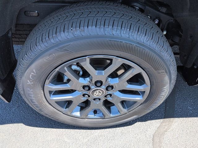 Certified 2025 Toyota Sequoia Platinum AWD/4WD image 9