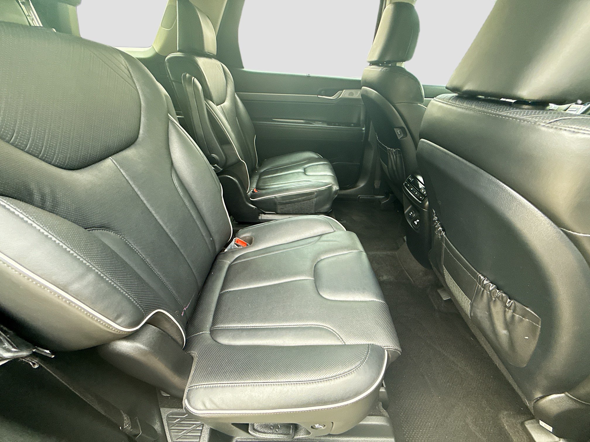 Used 2023 Hyundai Palisade SEL w/ Premium Package FWD image 26