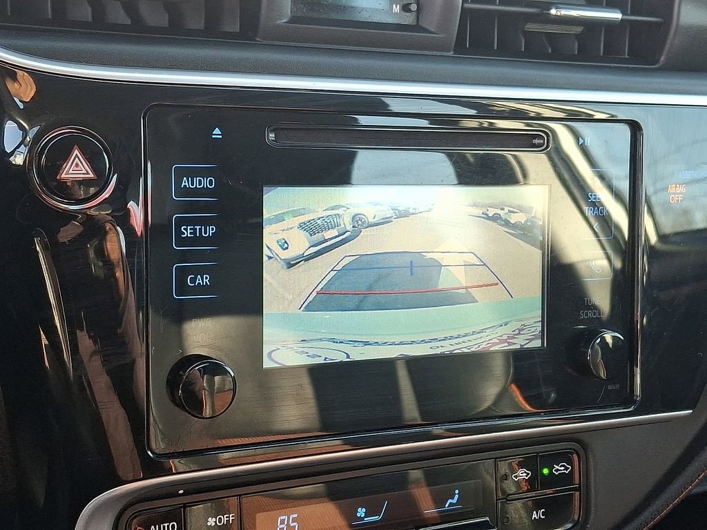 Used 2019 Toyota Corolla SE image 19