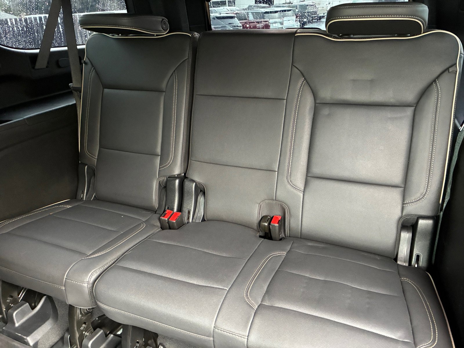 Used 2023 Chevrolet Suburban Premier w/ Advanced Technology Package AWD/4WD image 25