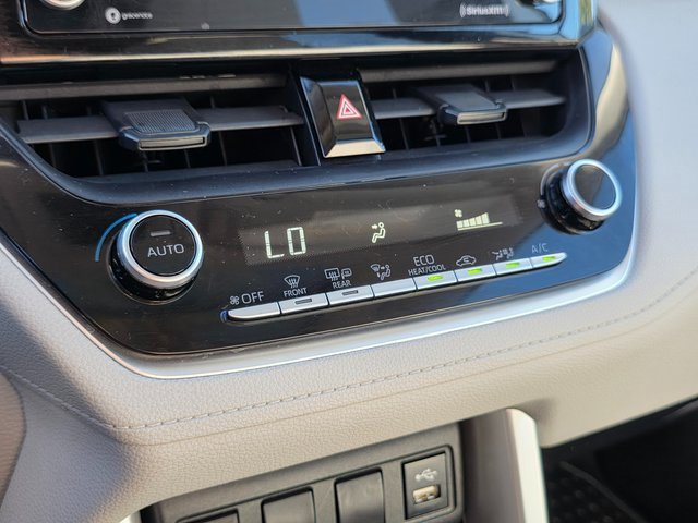 Used 2022 Toyota Corolla Cross LE image 28