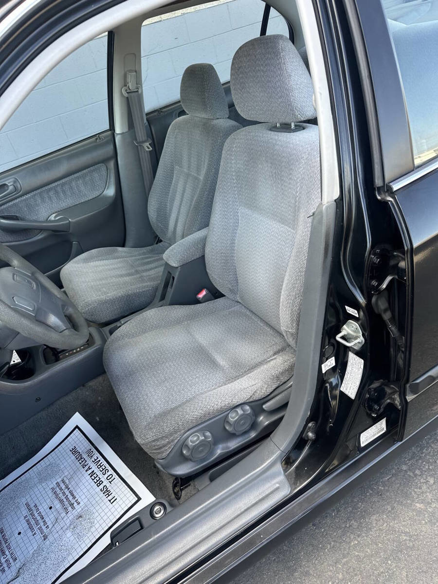 Used 2000 Honda Civic LX image 8