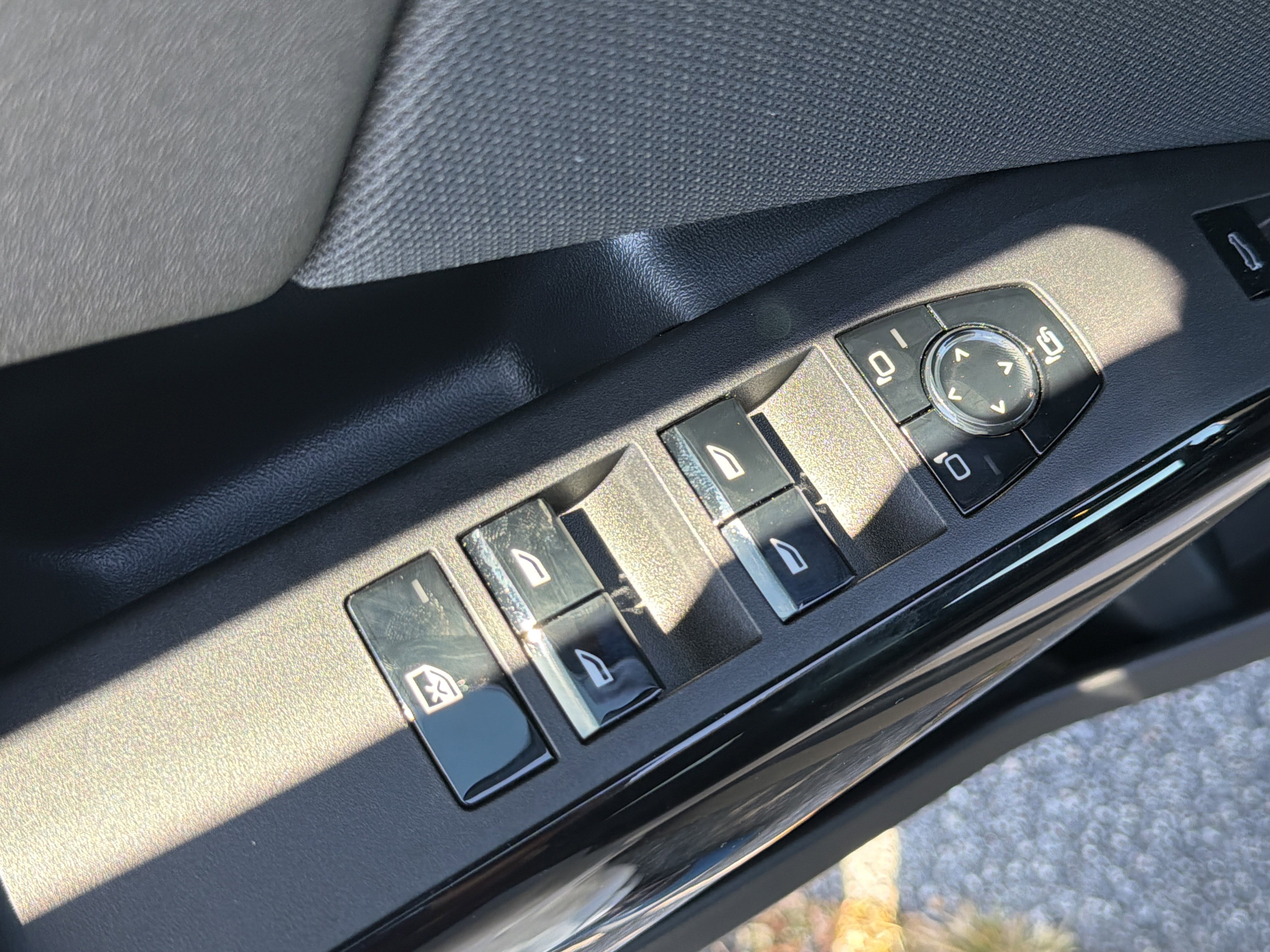 New 2026 BMW X3 xDrive30 w/ Premium Package image 14