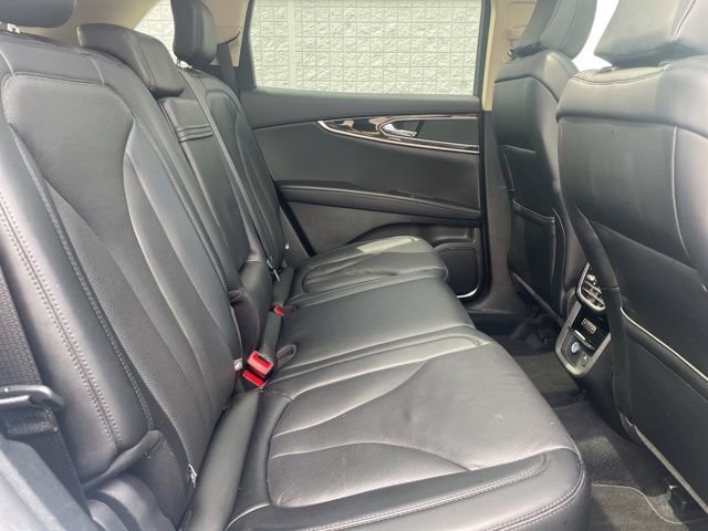 Used 2023 Lincoln Nautilus Reserve AWD/4WD image 15