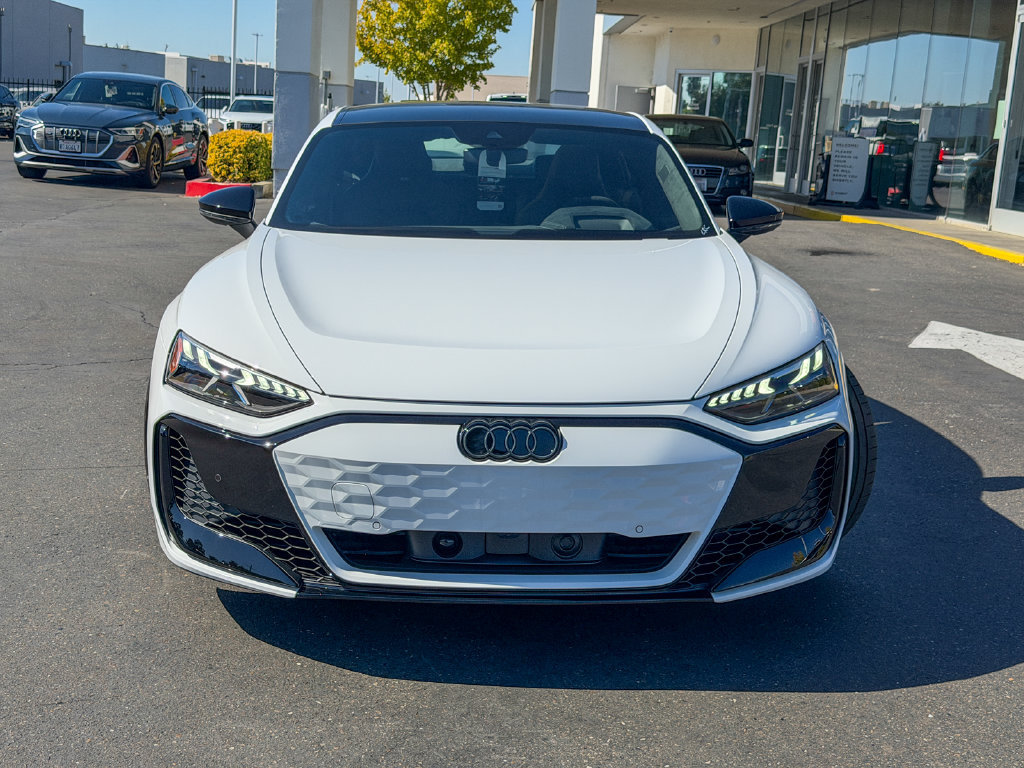 New 2026 Audi RS e-tron GT performance AWD/4WD image 3