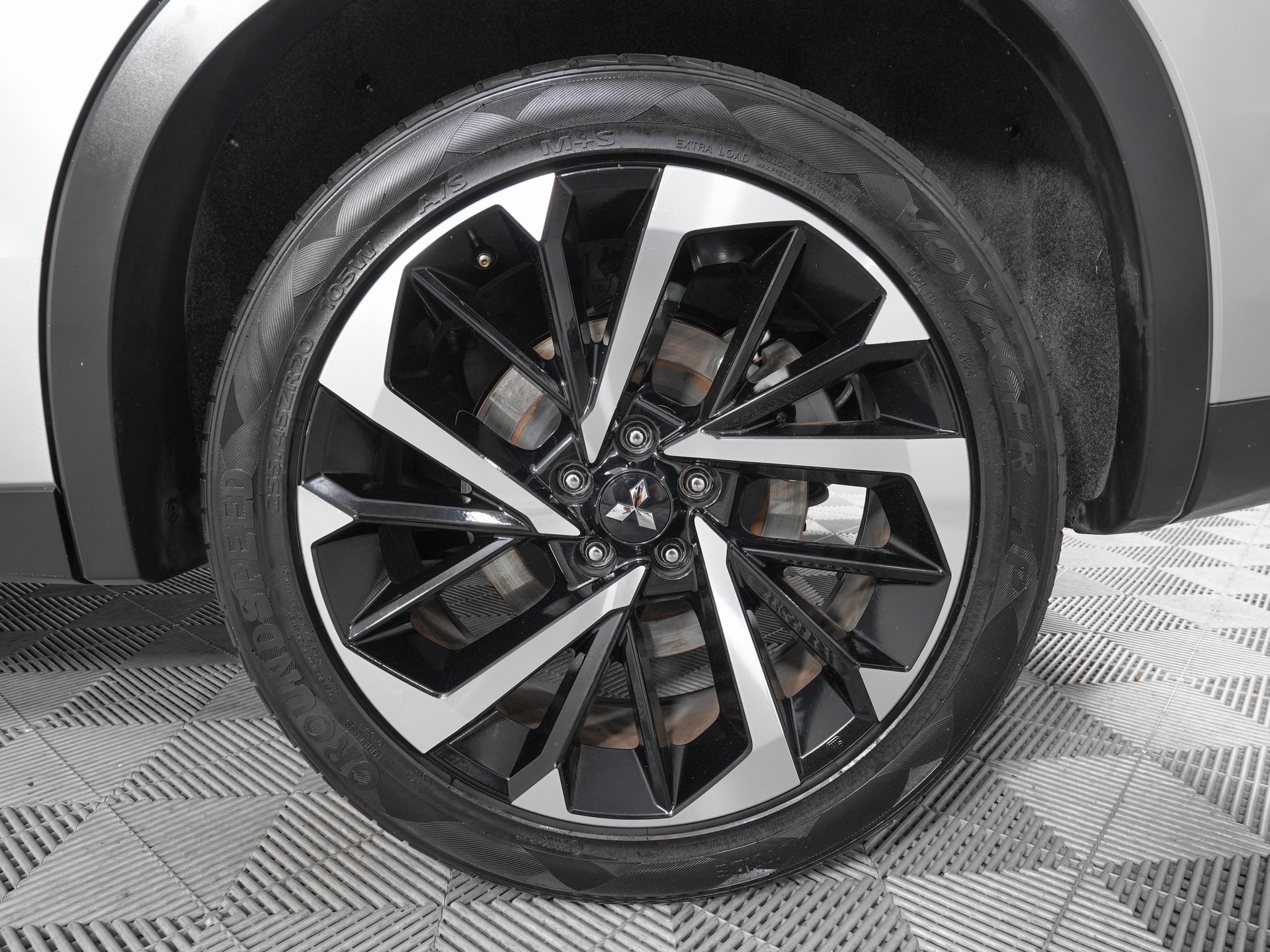 Used 2022 Mitsubishi Outlander ES image 29