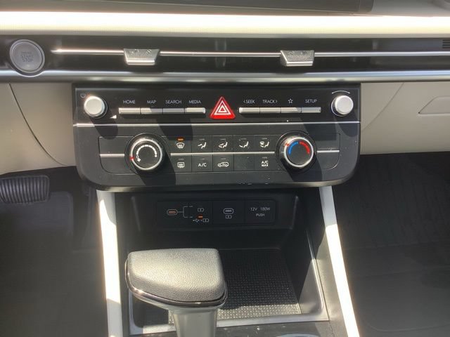 Certified 2025 Hyundai Tucson SE FWD image 31