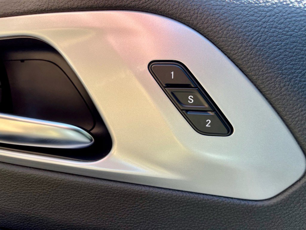 New 2026 Chrysler Pacifica Limited image 13