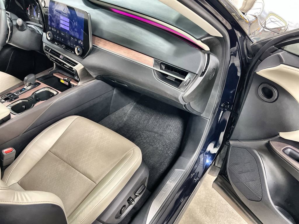 Used 2023 Lexus RX 350 Premium Plus w/ Cold Area Package image 33
