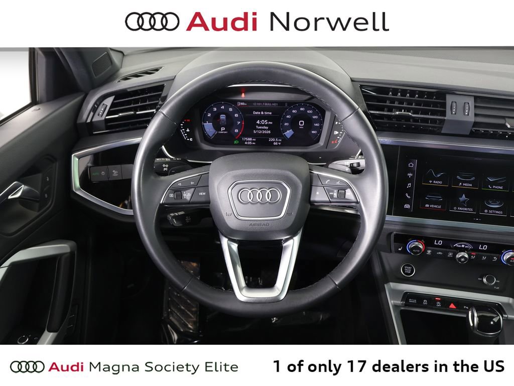 Used 2023 Audi Q3 2.0T Premium w/ Convenience Package AWD/4WD image 31