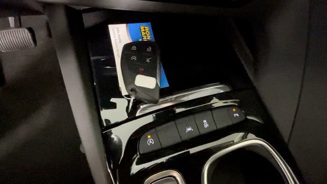 Used 2022 Buick Envision Preferred FWD image 28