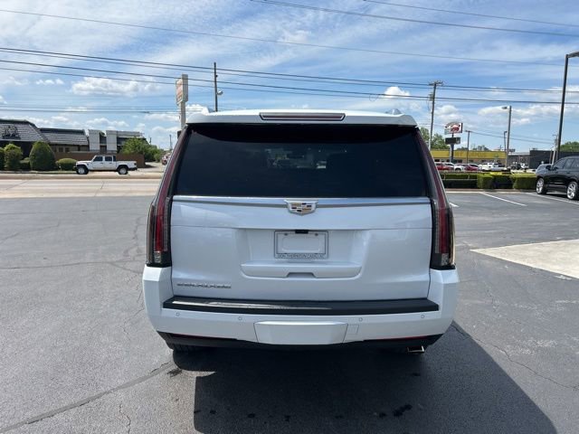 Used 2020 Cadillac Escalade Luxury AWD/4WD image 7