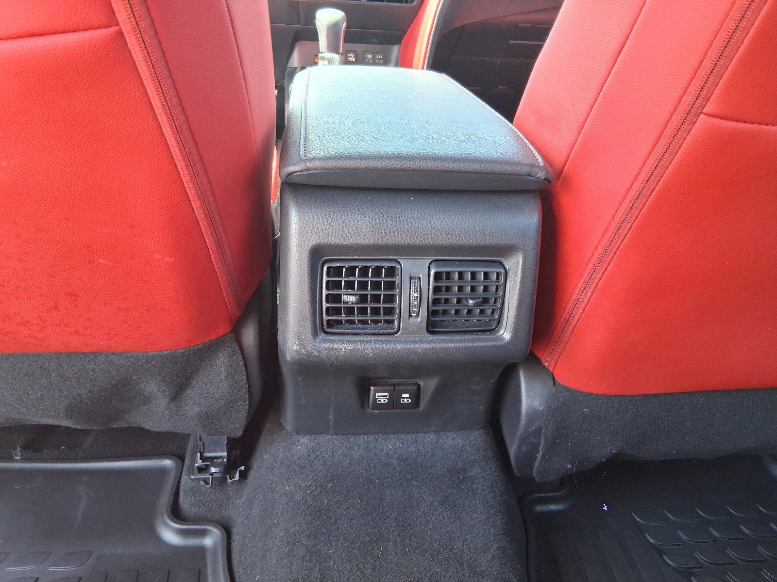 Used 2025 Toyota Camry XSE AWD/4WD image 25