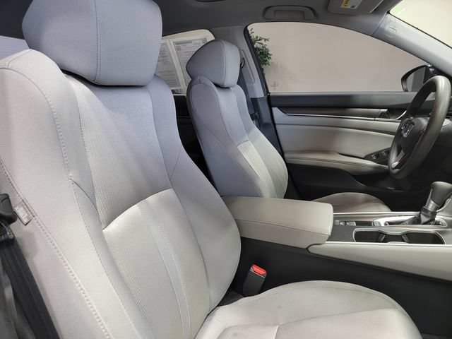 Used 2018 Honda Accord EX image 16