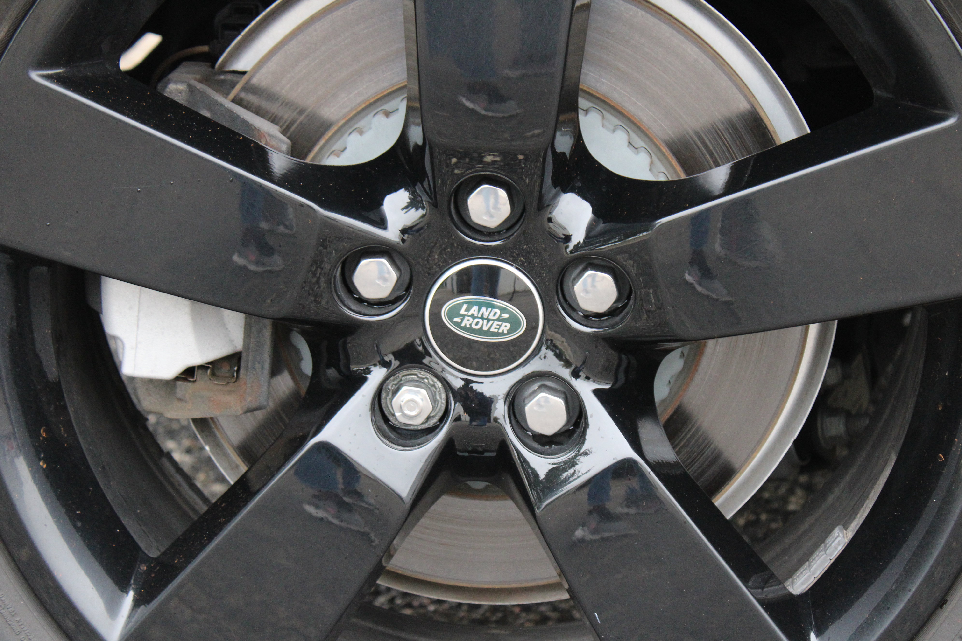 Used 2024 Land Rover Defender 110 S image 92