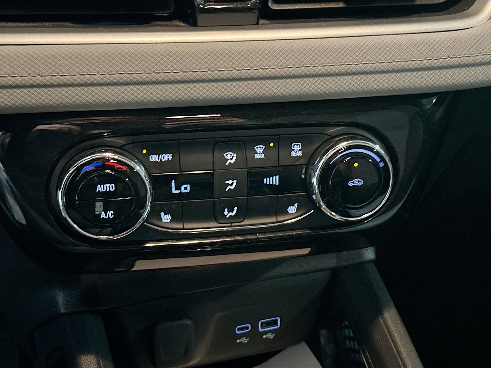 Used 2024 Chevrolet TrailBlazer LT w/ Convenience Package image 15