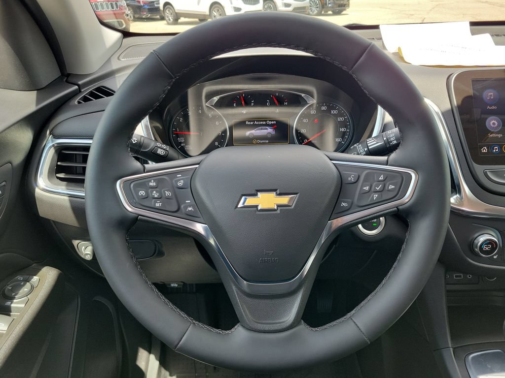 Used 2024 Chevrolet Equinox LT FWD image 30