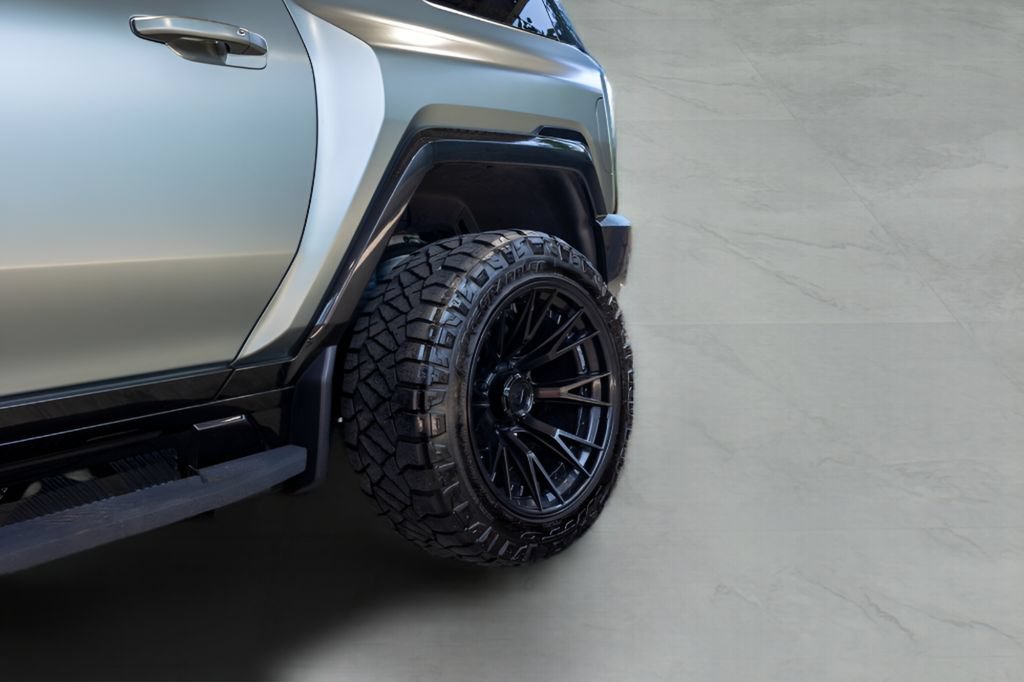 Used 2024 GMC Hummer EV 3X AWD/4WD image 17