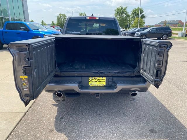 Used 2023 RAM 1500 Laramie AWD/4WD image 29