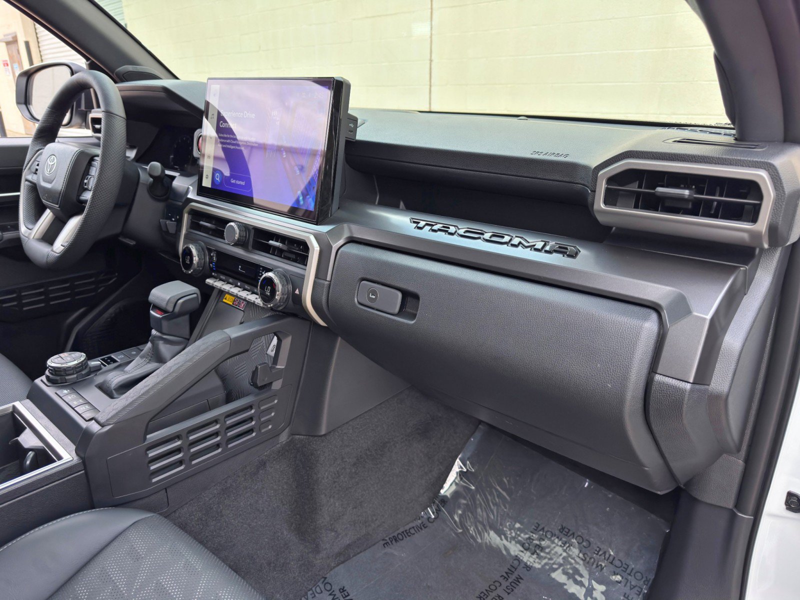 Used 2026 Toyota Tacoma TRD Off-Road w/ TRD Off Road Premium Package AWD/4WD image 15