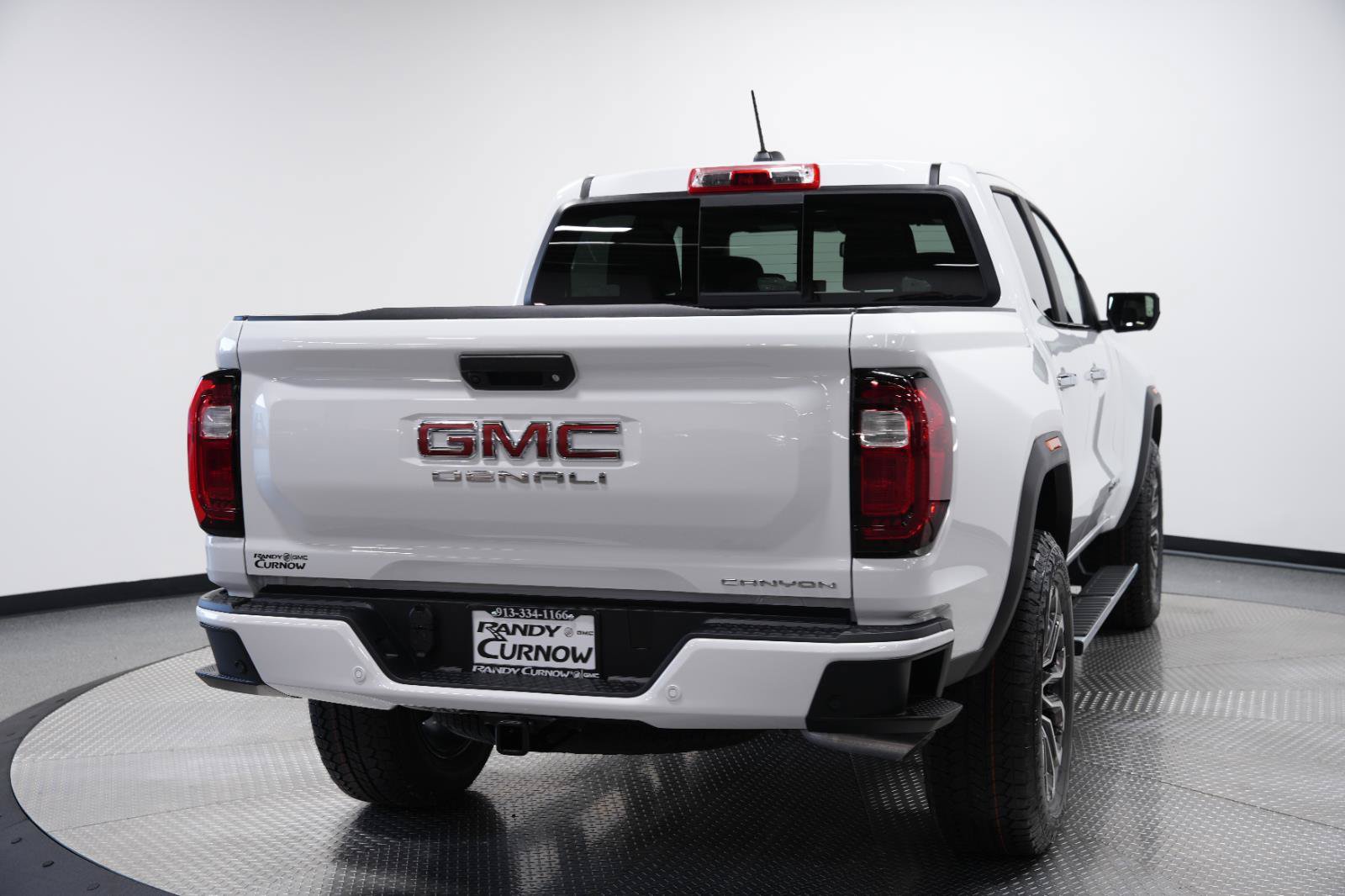 New 2026 GMC Canyon Denali AWD/4WD image 8